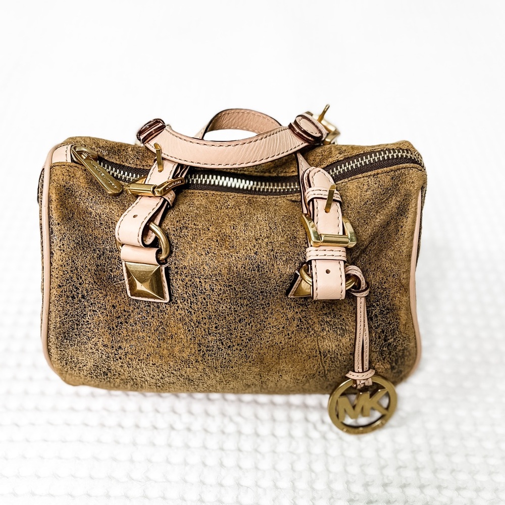 Michael Kors Brown and Beige Tote Bag Purse with Gold Hardeare good condition